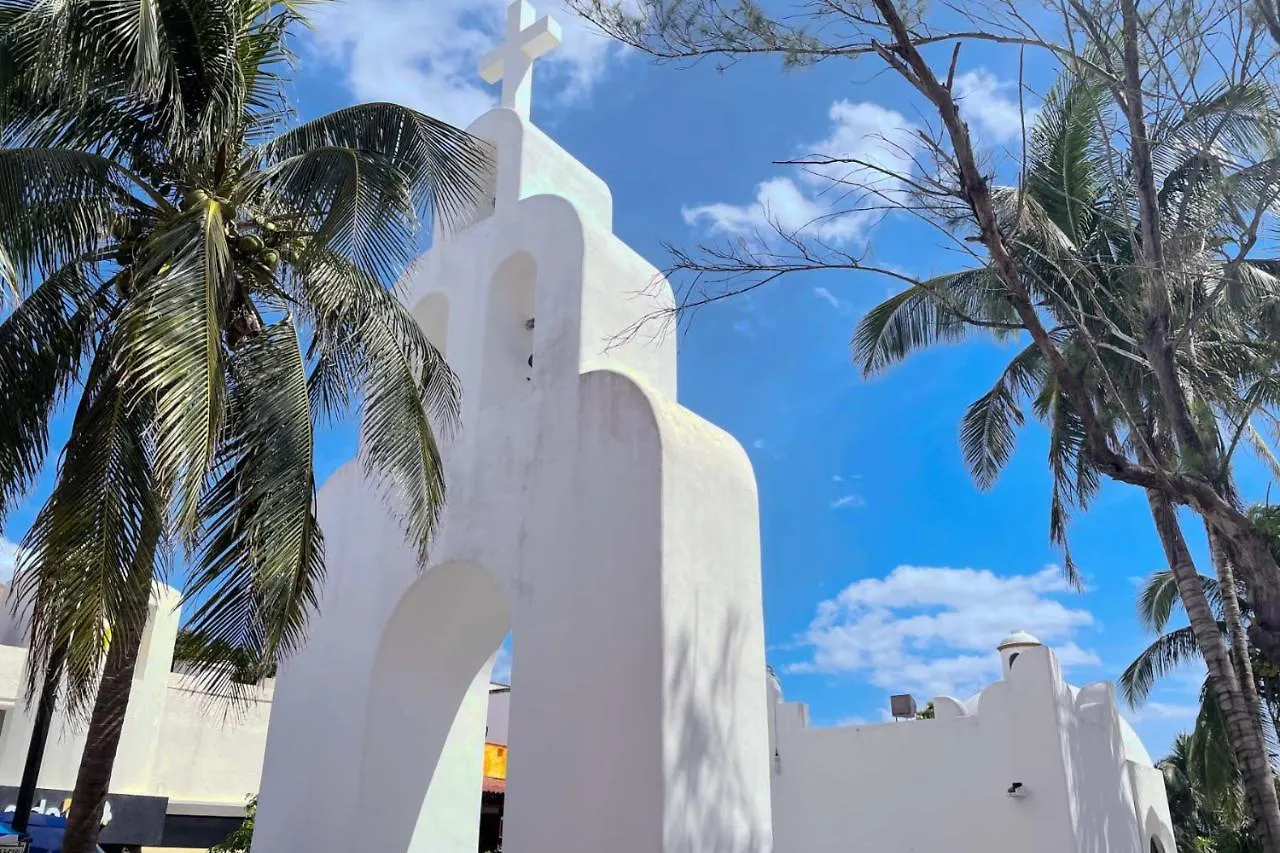 Stylish Studio On The 5Th Ave Of Playa Del Carmen Mexico